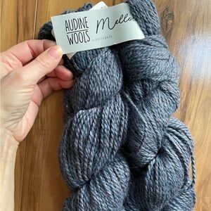 NEW Audine Woods Mellow yarn 125 yds/ 4 oz 89% Alpaca 29% Tencel Navy Blue